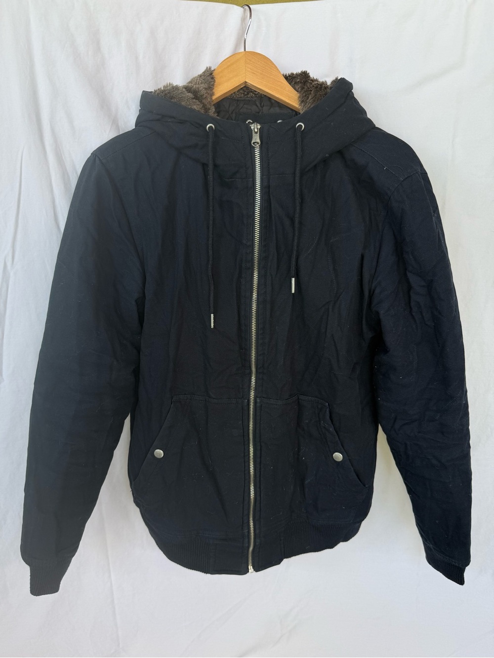 Bershka Men's Black Hooded Zip Jacket with Sherpa Lining